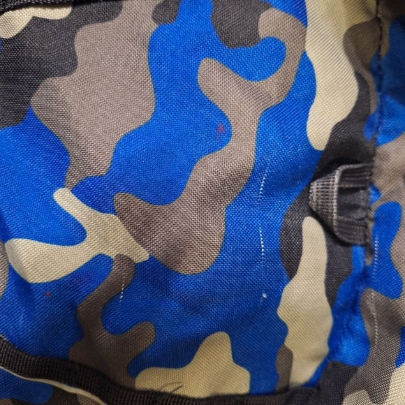 Lands End Classmate Medium Backpack & lunchbox Vibrant Sapphire Camo - Picture 15 of 15